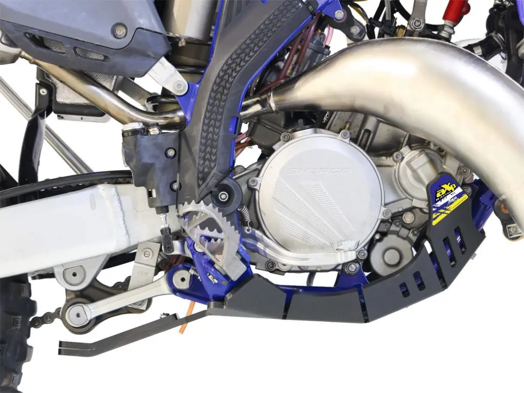 Screenshot 2024-10-25 at 11-42-22 Sabot Sherco SE125 FACTORY avec protection de biellette 2025 - Noir - AXP Racing.webp