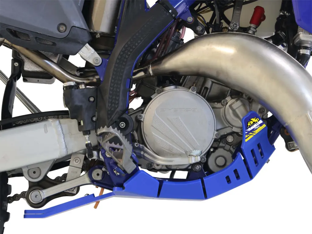 Screenshot 2024-10-25 at 11-45-01 Sabot Sherco SE125 FACTORY avec protection de biellette 2025 - Bleu - AXP Racing.webp