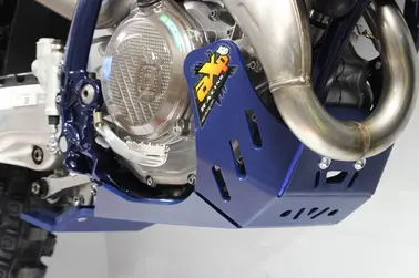 Screenshot 2024-11-03 at 20-50-48 Sabot bleu avec protection de biellette Husqvarna FC450 _ FX450 2023.webp