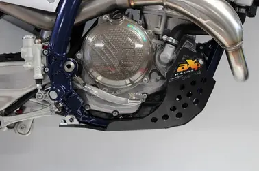 Screenshot 2024-11-04 at 09-17-21 Sabot HUSQVARNA FC250 _ FC350 _ FX350 KTM 250SXF _ 350SXF _ 350XCF 2023.webp