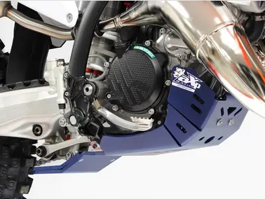 Screenshot 2024-11-04 at 11-08-31 Sabot Husqvarna TC125 _ TE150 avec protection de biellette - Bleu.webp