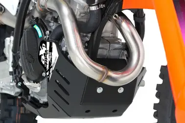 Screenshot 2024-11-05 at 11-11-30 Sabot KTM 250 _ 350 EXCF 2024 - Noir - Protection intégrale du moteur et du cadre.webp