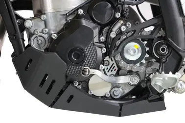 Screenshot 2024-11-05 at 11-11-46 Sabot KTM 250 _ 350 EXCF 2024 - Noir - Protection intégrale du moteur et du cadre.webp