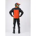 Screenshot 2024-12-05 at 11-18-52 VESTE TRACK ORANGE.webp