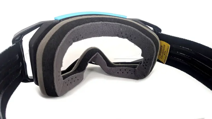 Screenshot 2024-12-14 at 08-32-54 LIMITED EDITION ! AirScreen AERO EX LE1 masque complet avec écran ouvrant.webp
