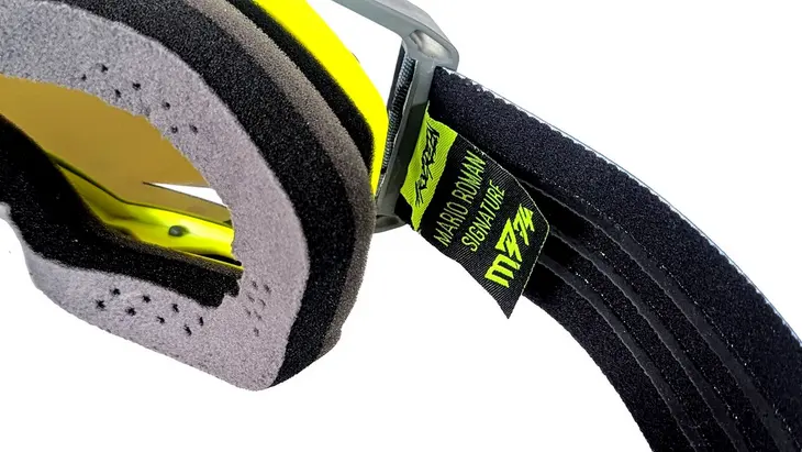 Screenshot 2025-01-31 at 16-43-51 MARIO ROMAN #74 Signature ! AirScreen AERO EX MR1 masque complet avec écran ouvrant.webp