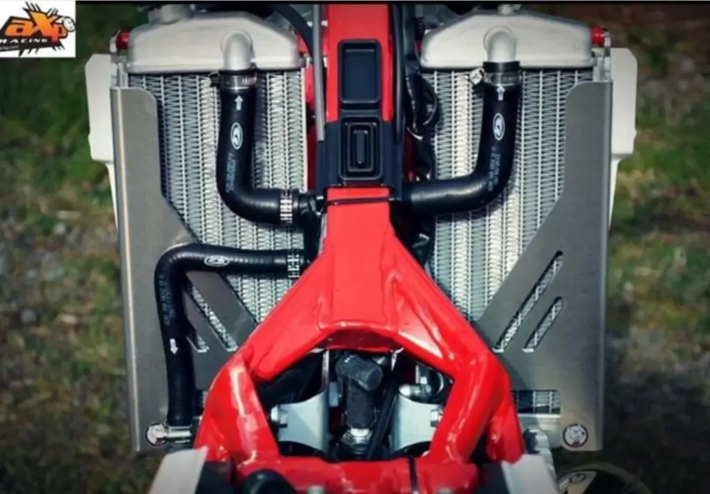 Protections Radiateurs AXP BETA 250RR/300RR Rouges