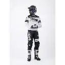 Tenue KENNY Track Dirt White 2025